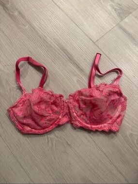 Sheer Lace Underwire Bra in Hot Pink